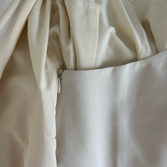 Love Bonito Serita Shoulder Padded Tailored Shift Dress Cream NWT - Picture 8 of 10